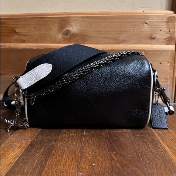 Coach unisex crossbody bag charms and decor strap included excellent condition - Picture 1 of 10